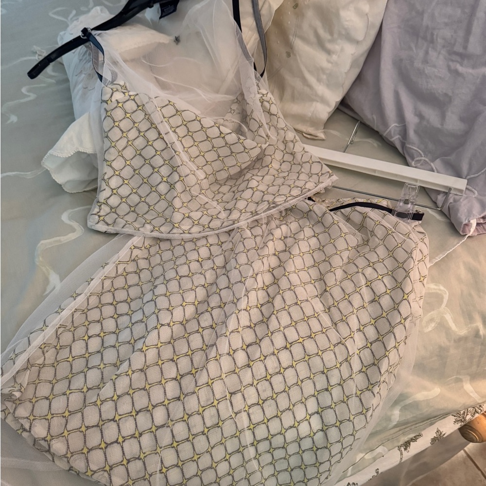 NWOT Tommy Hilfiger White and Gold Mesh Top and skirt!!!!